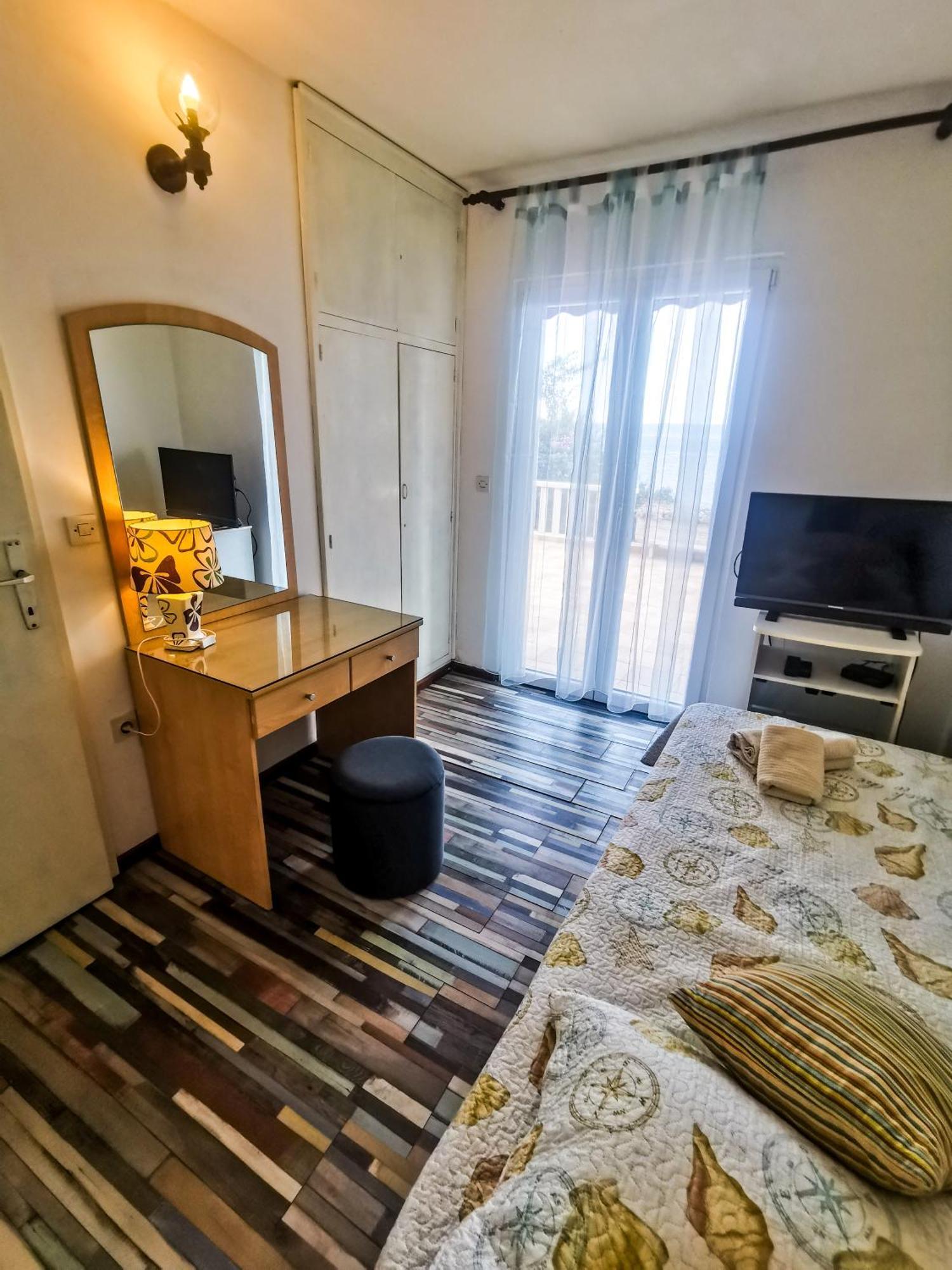 Apartman Damir Sumartin Exterior photo