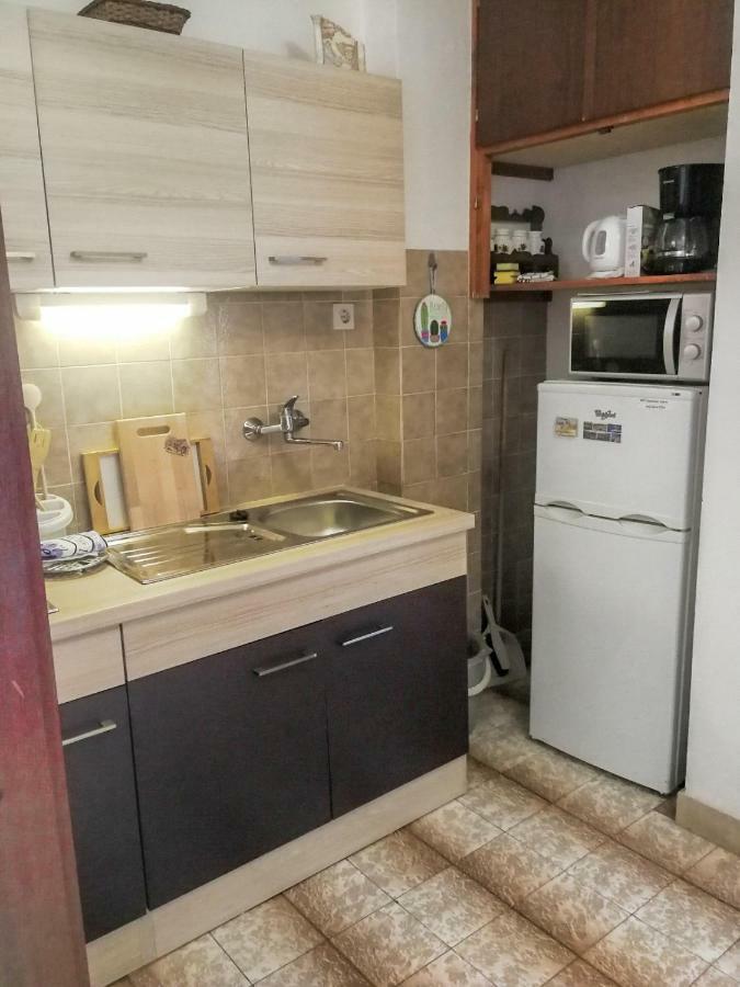 Apartman Damir Sumartin Exterior photo