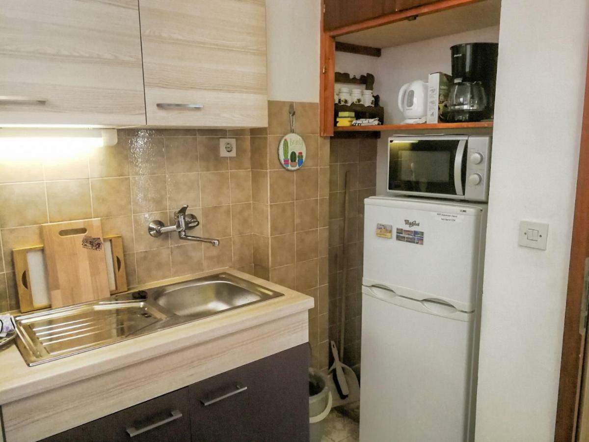 Apartman Damir Sumartin Exterior photo